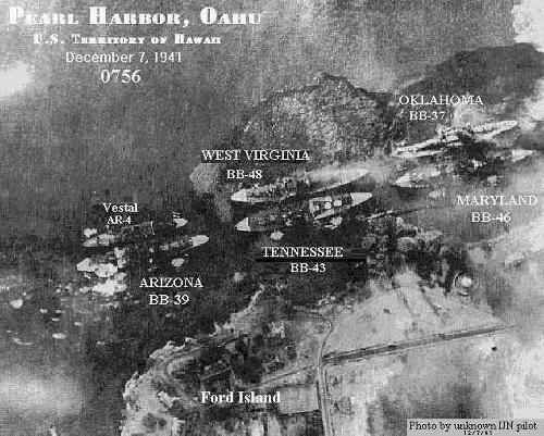 Pearl Harbor right before the attack, locations of ships